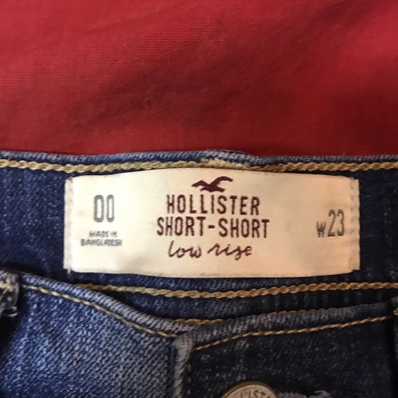 00. low rise shorts from hollister - Picture 2 of 3